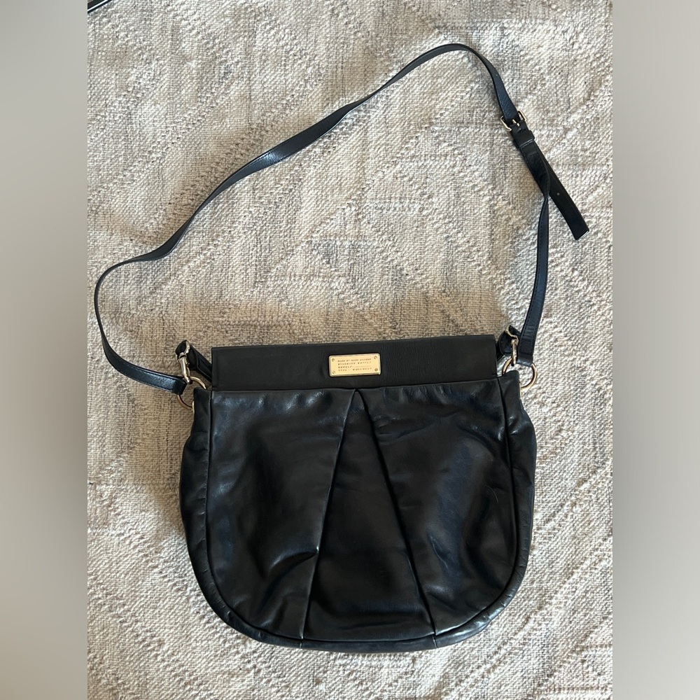 Marc Jacob’s Leather Shoulder Bag Black